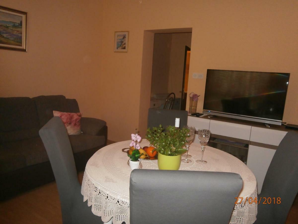 Family Apartment Tonko With King'S Bed Матулі Екстер'єр фото